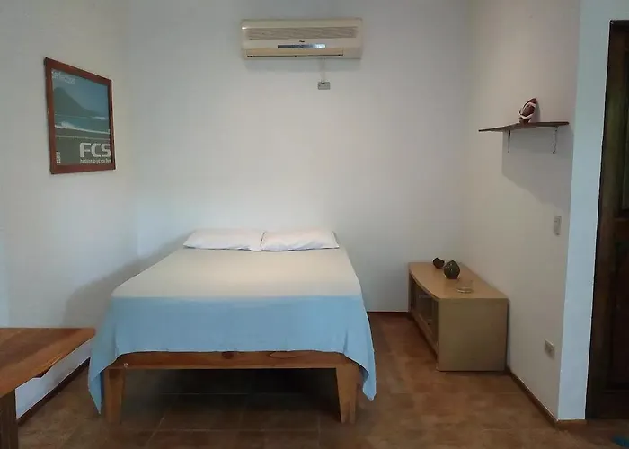 Chicama : Burnt Toast Surfcamp Appartement *
